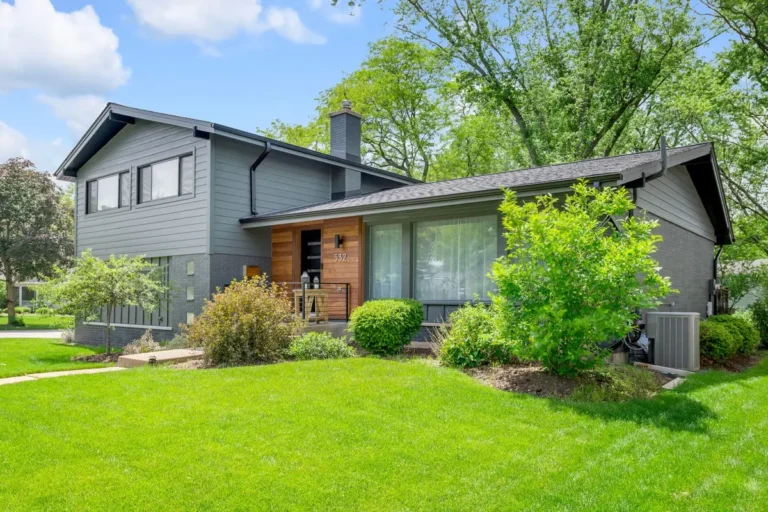 Arlington Heights Exterior Remodel After Side Entry